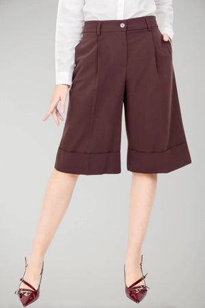 Imperial women's Bermuda shorts with pleats