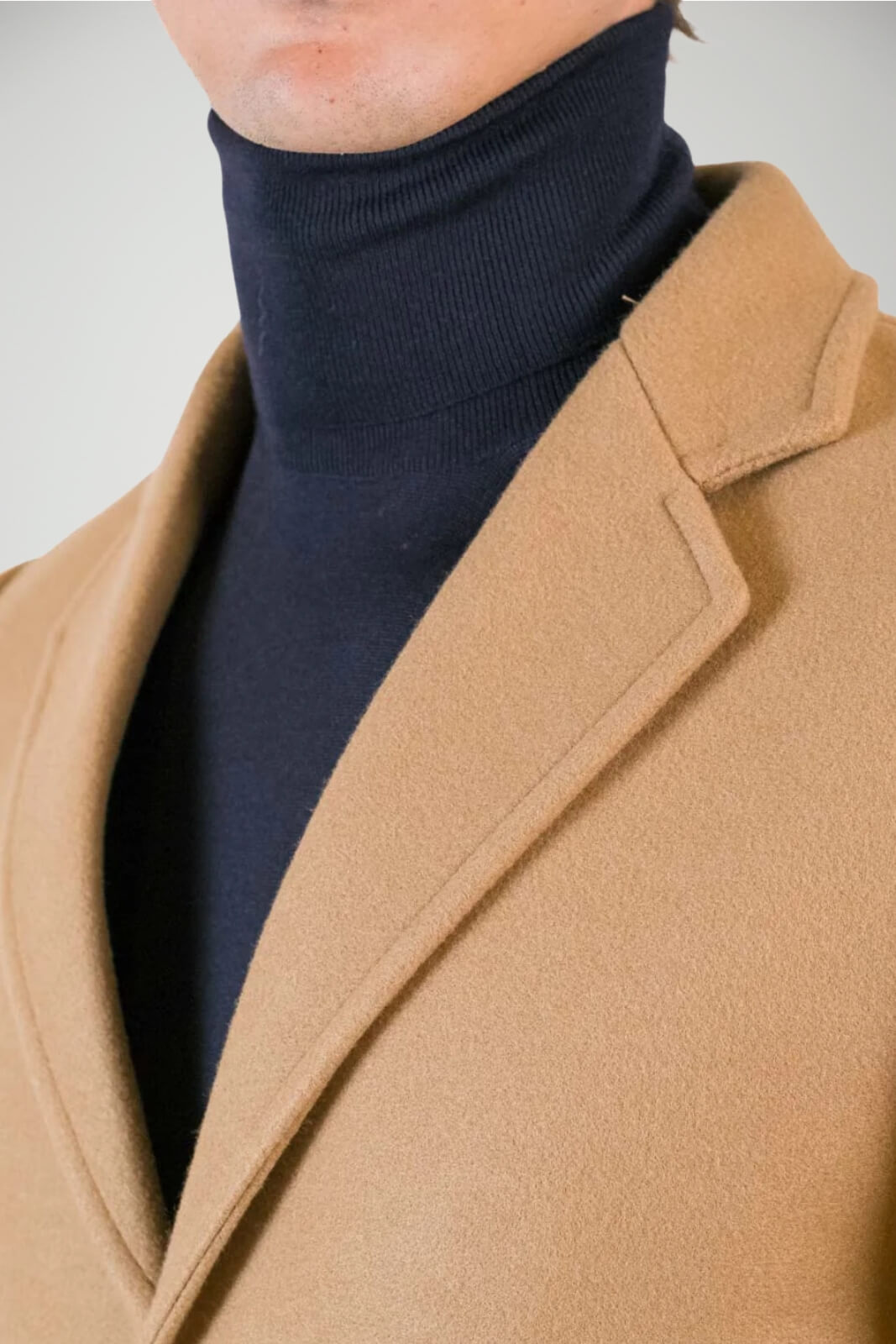 Cappotto da uomo Daniele Alessandrini in panno monopetto dettaglio