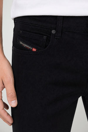 Diesel Jeans Uomo Slim Fit D-Struck Cinque Tasche