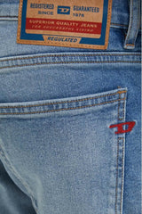 Jeans da uomo Diesel D-Strukt slim fit a cinque tasche dettaglio