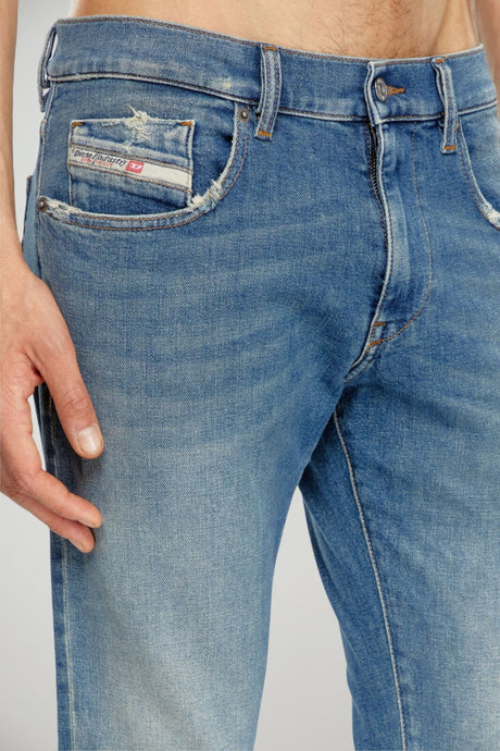 Jeans da uomo Diesel slim fit con effetto used