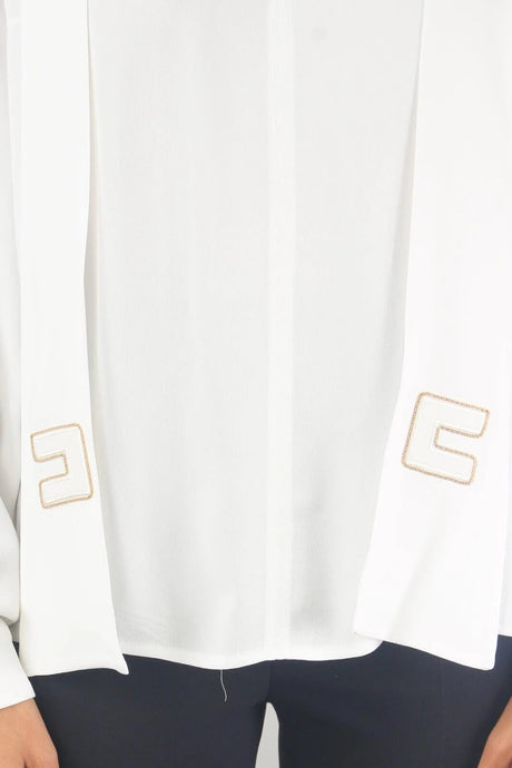 Blusa ELisabetta Franchi con scollo a V e sciarpa logata dettaglio