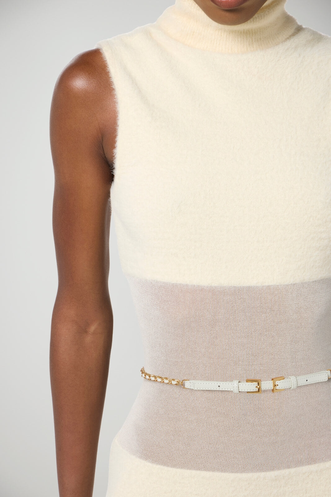 Abito da donna smanicato Elisabetta Franchi in maglia con cintura dettaglio