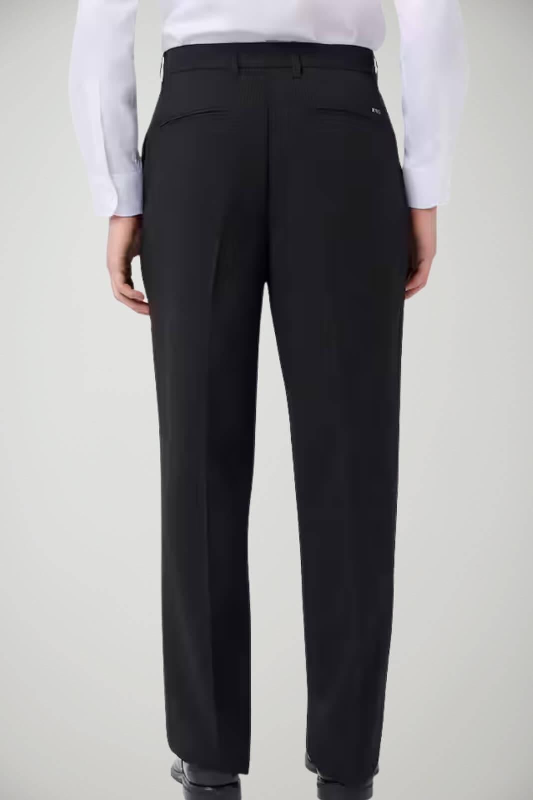 Pantaloni uomo Emporio Armani in seersucker tecnico in tinta unita nera