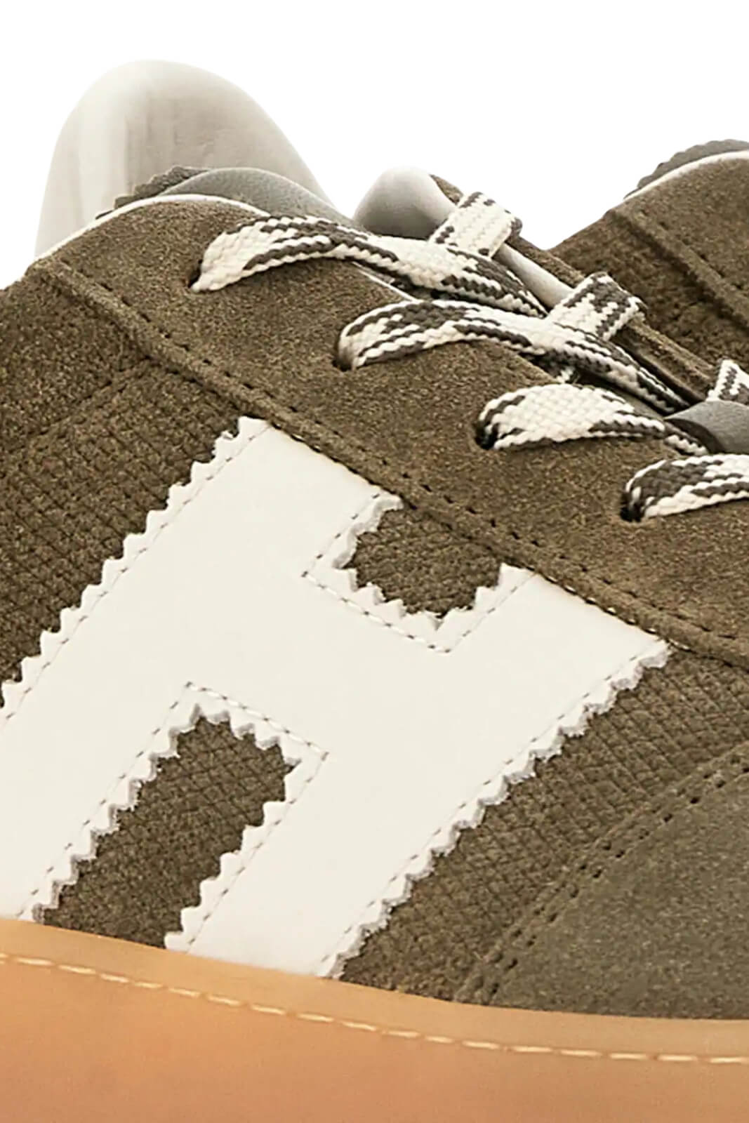 Sneakers da uomo Hogan modello Cool in camoscio con logo laterale dentellato