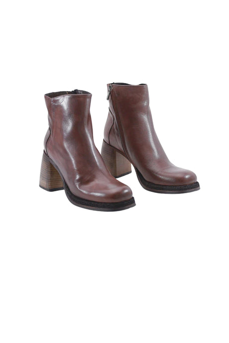 Stivali da donna Hundred in pelle fronte