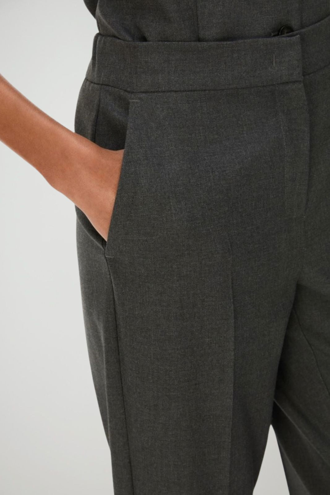 i Blues Pantaloni Donna in tessuto stretch / Antracite