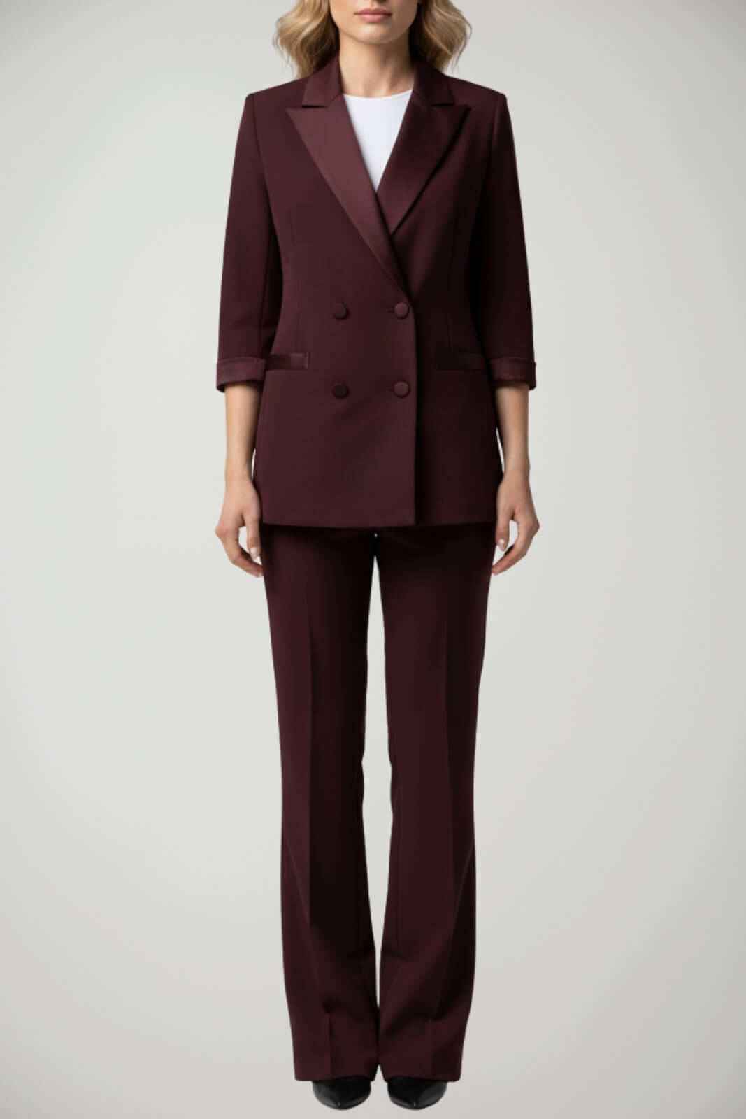 Tailleur da donna Imperial doppiopetto con dettagli in raso