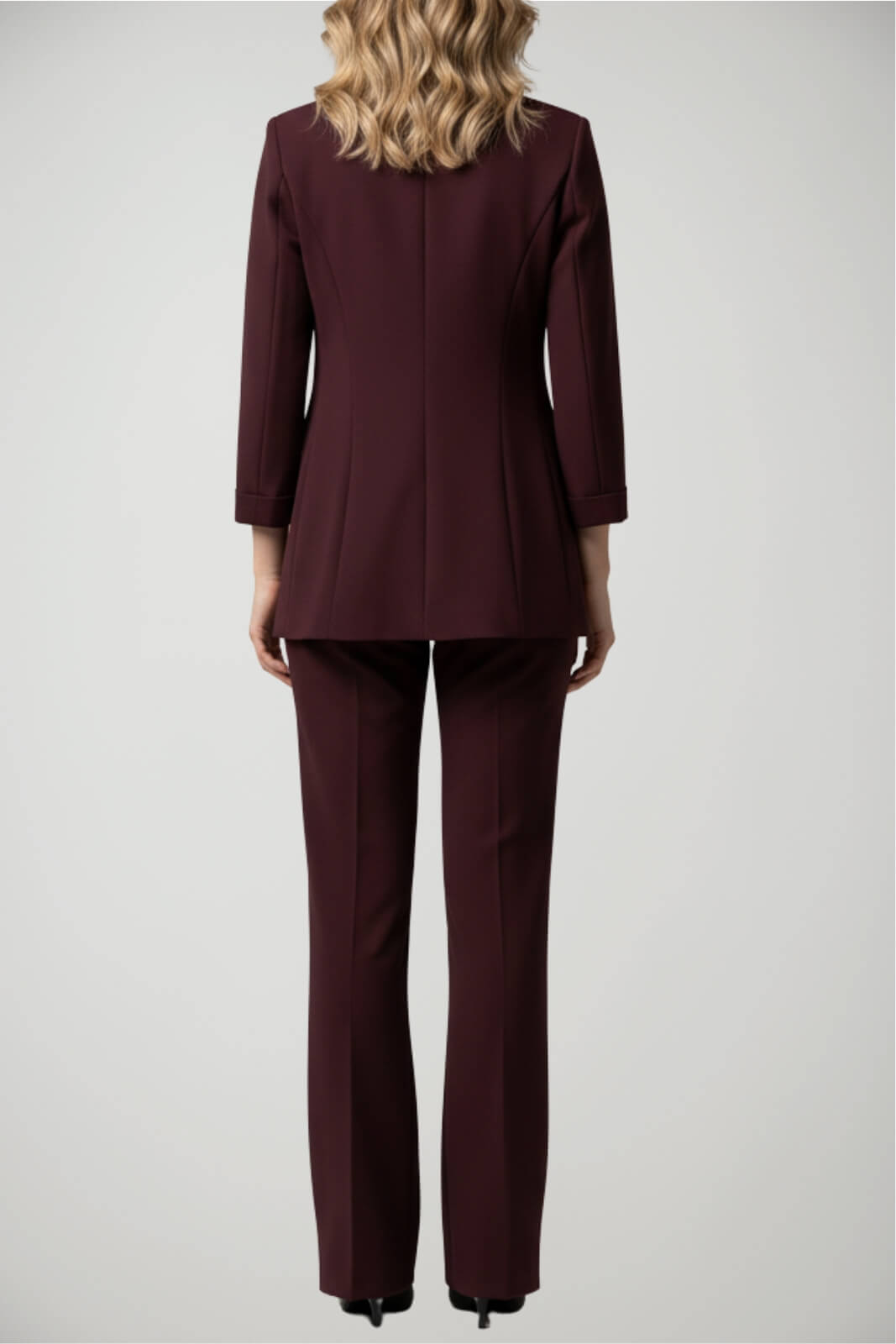 Tailleur da donna Imperial doppiopetto con dettagli in raso