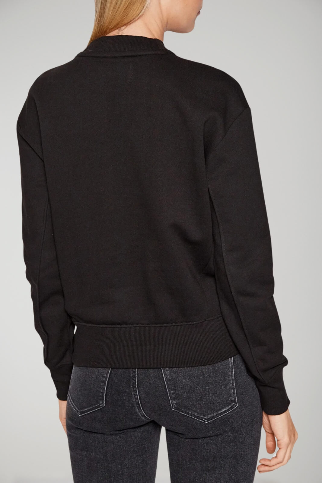 Calvin Klein Women's round neck sweatshirt