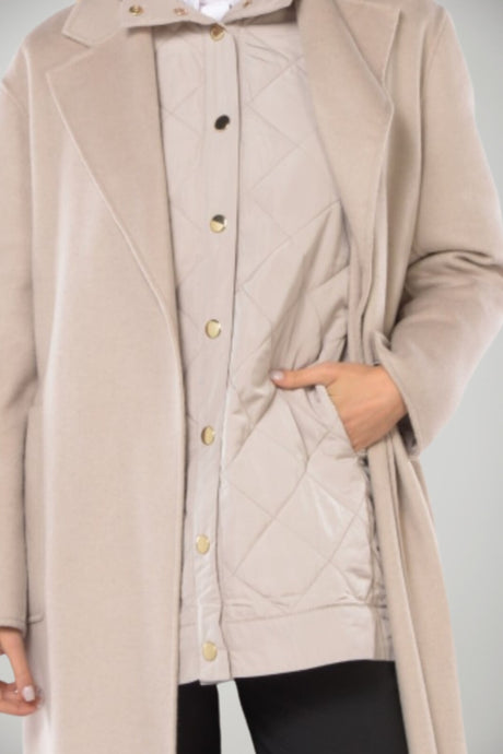 Cappotto lungo da donna Kaos con cappuccio dettaglio