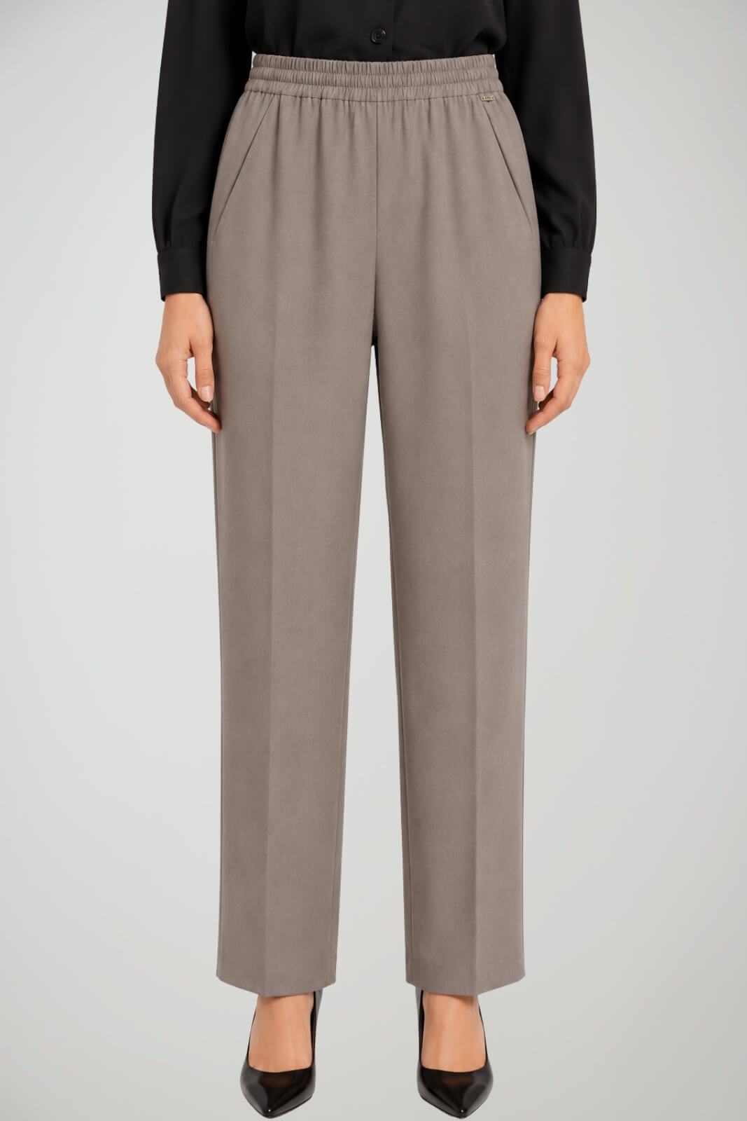 Kaos Pantaloni Donna a Palazzo Vita Alta
