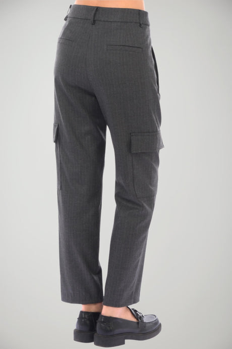 Pantaloni da donna Kaos modello cargo gessati con pences