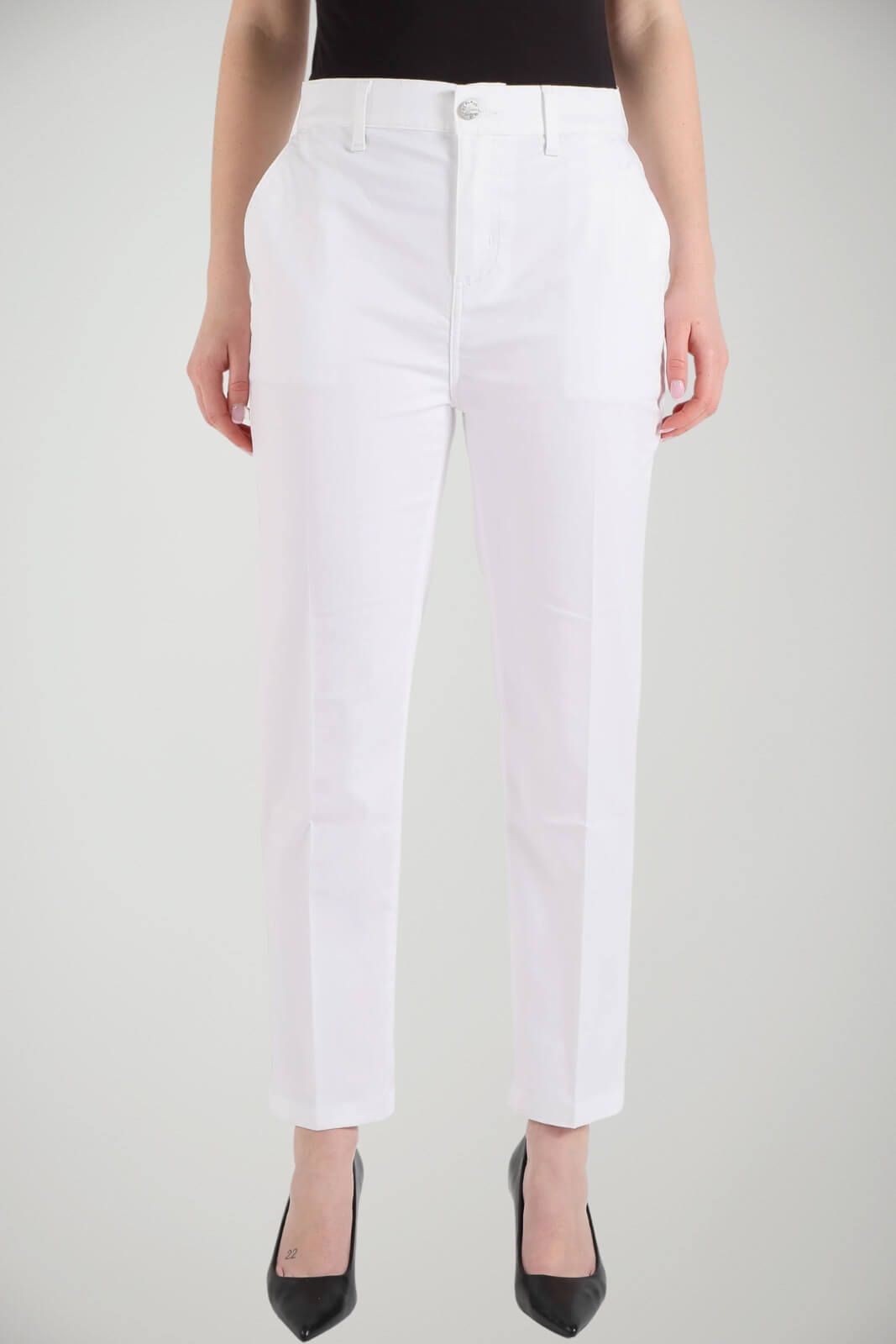 Pantaloni donna Liu Jo modello chino vestibilità regular in cotone e poliestere in tinta unita bianca