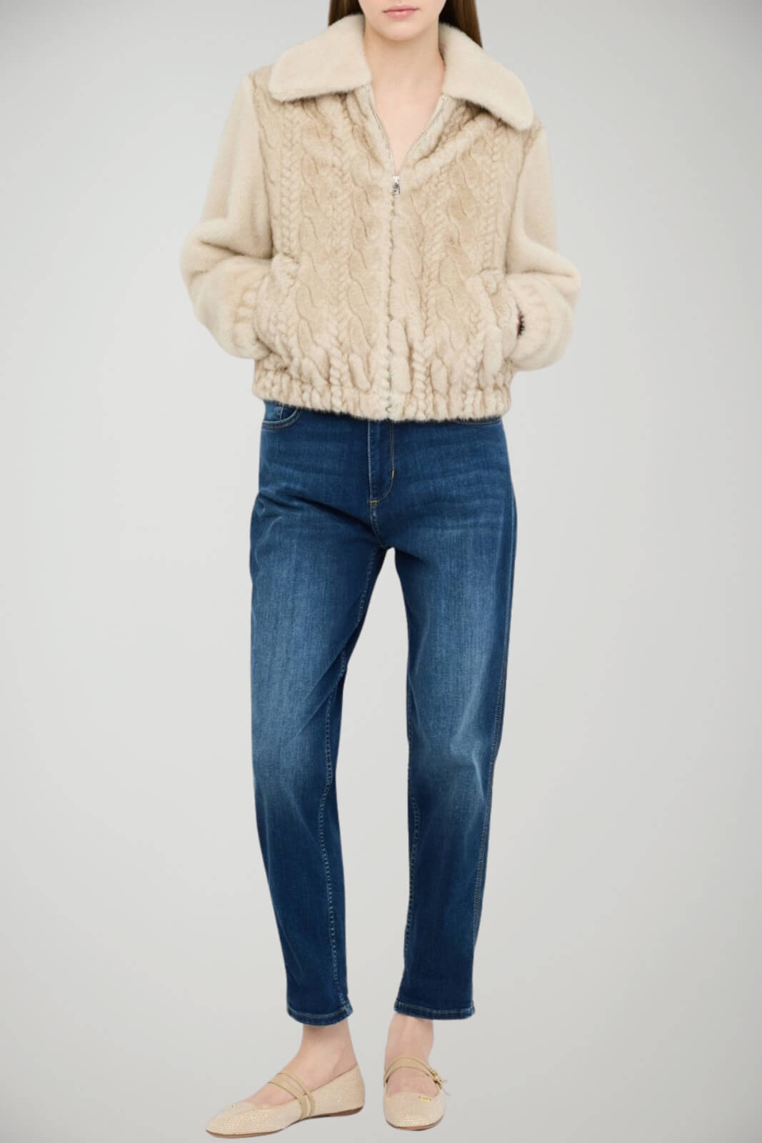 Bomber da donna Liu Jo in ecopelliccia a trecce outfit