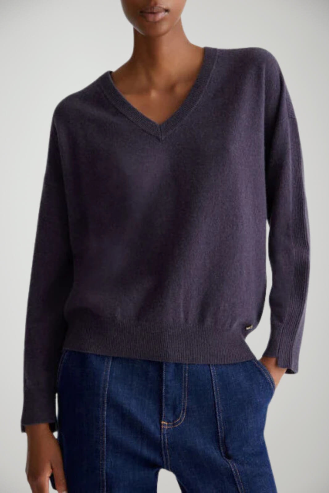 Maglia da donna Liu Jo in lana con scollo a V