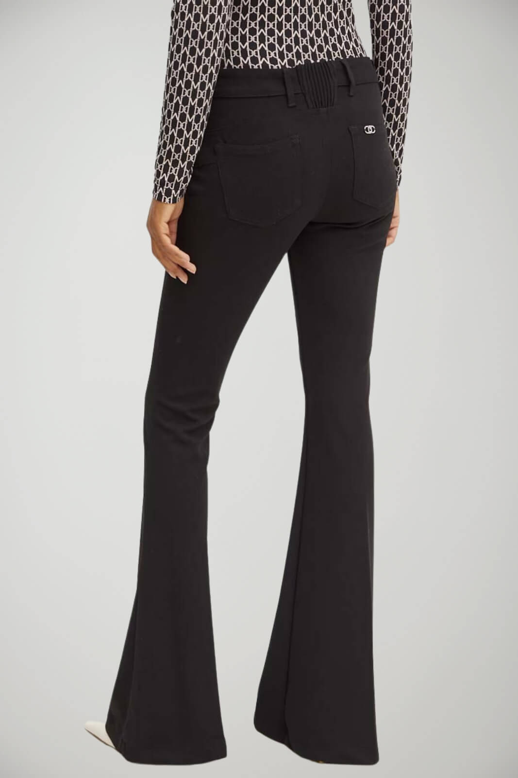 Pantaloni da donna Liu Jo in crepe dal taglio bootcut