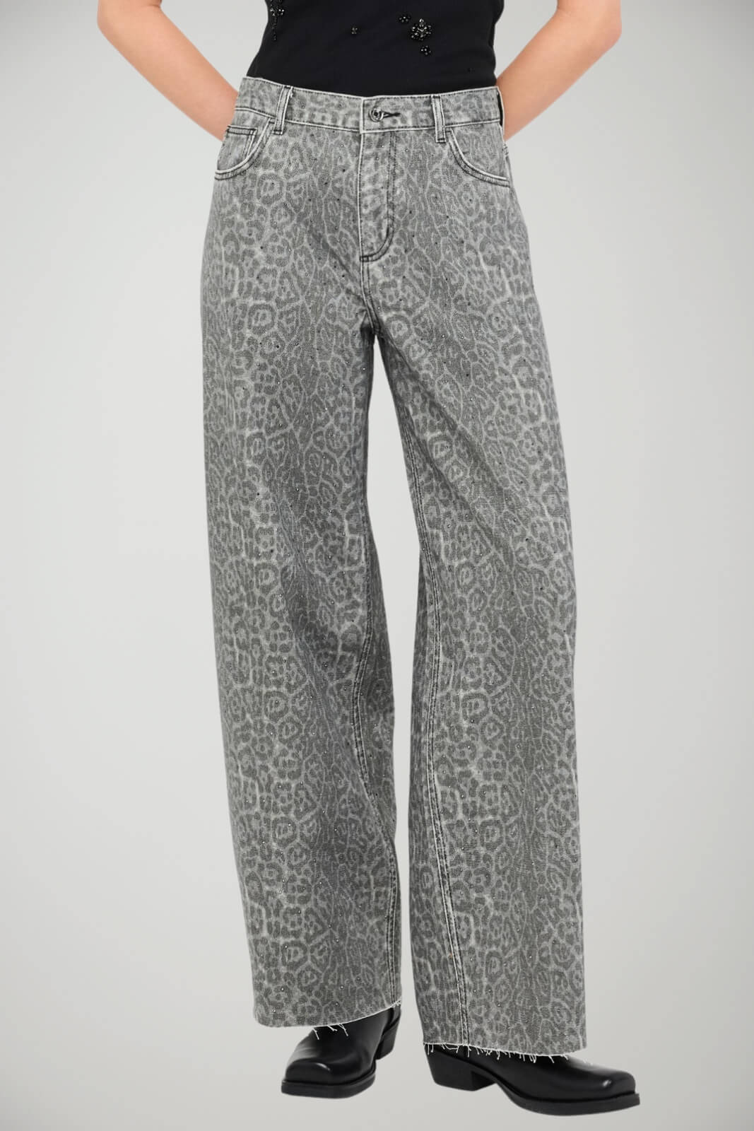 Pantaloni da donna Liu Jo flare a stampa animalier fronte 1