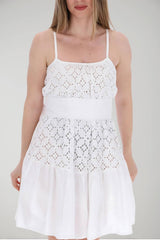 Vestido de mujer con volantes debajo de Même Road
