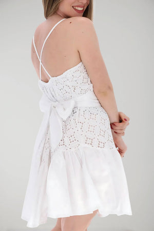 Vestido de mujer con volantes debajo de Même Road