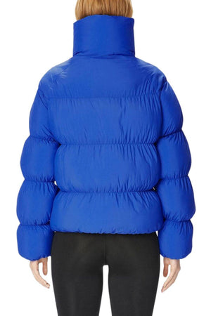 Plumífero ligero de nailon para mujer OOF Wear