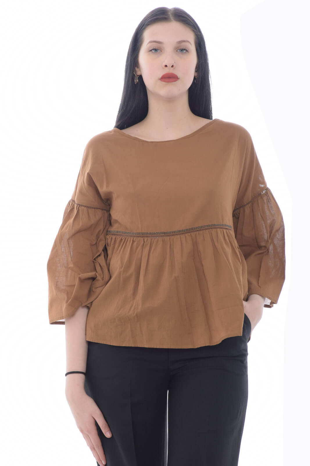 Blusa de mujer Liu Jo con pedrería en la cintura