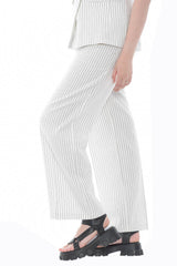 Le Sarte del Sole Women's trousers in striped pattern