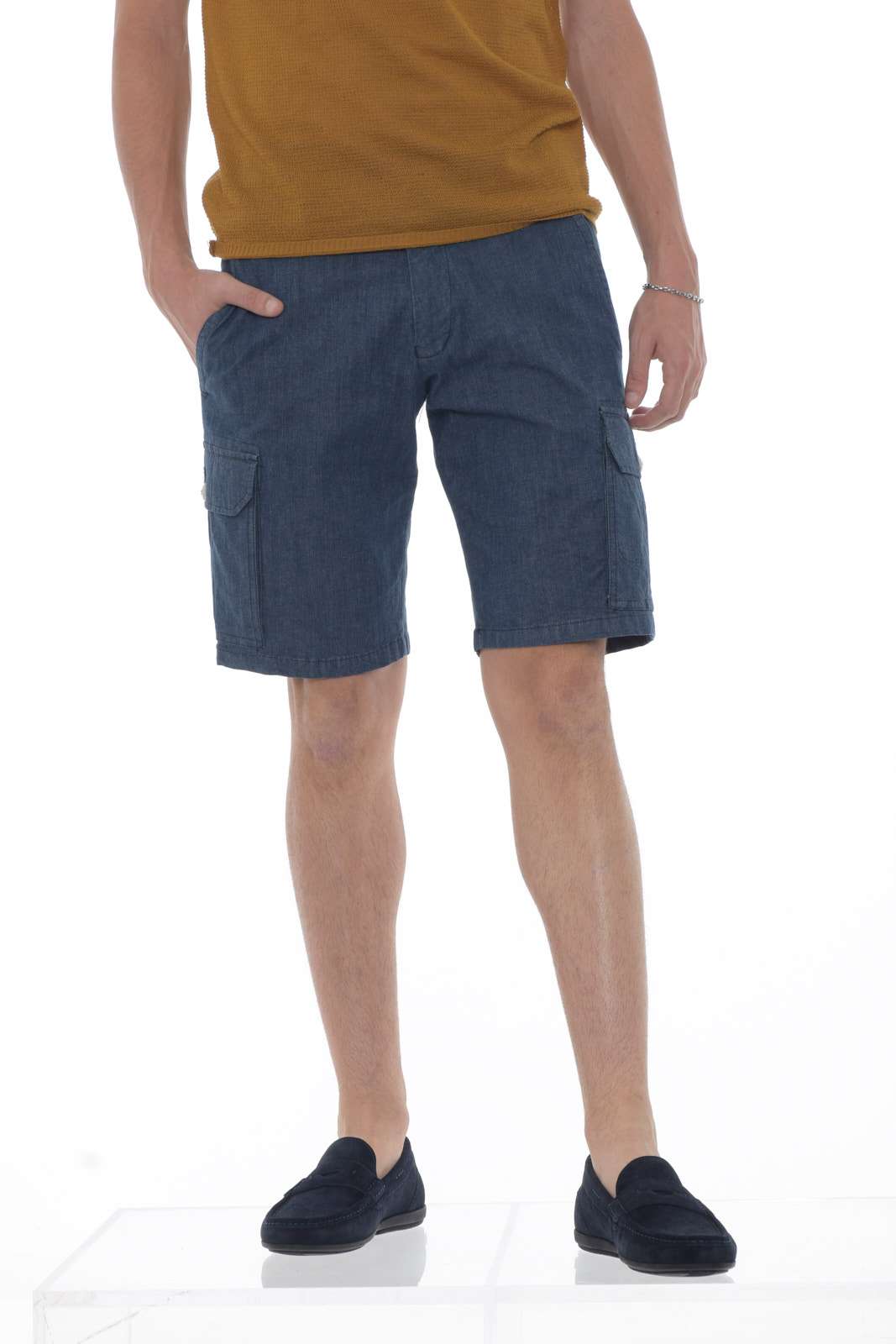 Michael Coal Men's denim Bermuda shorts with Brian model pockets