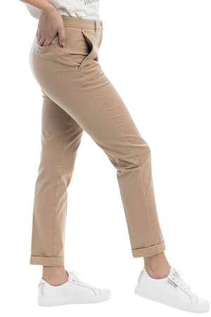 19.70 Pantalón chino de mujer