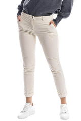 19.70 Pantalón chino de mujer