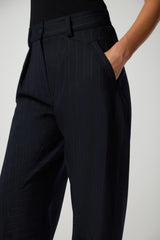 Pantaloni da donna Pinko ballon fit gessati dettaglio