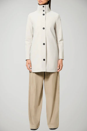 Parka da donna RRD in tessuto tecnico con logo al braccio outfit