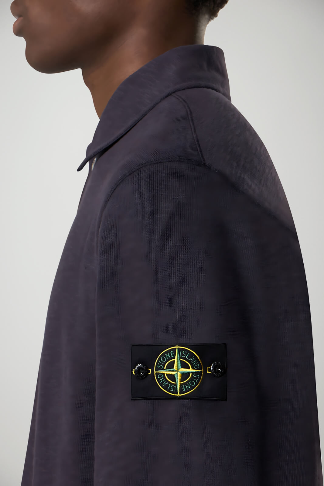 Felpa da uomo Stone Island melange con colletto dettaglio