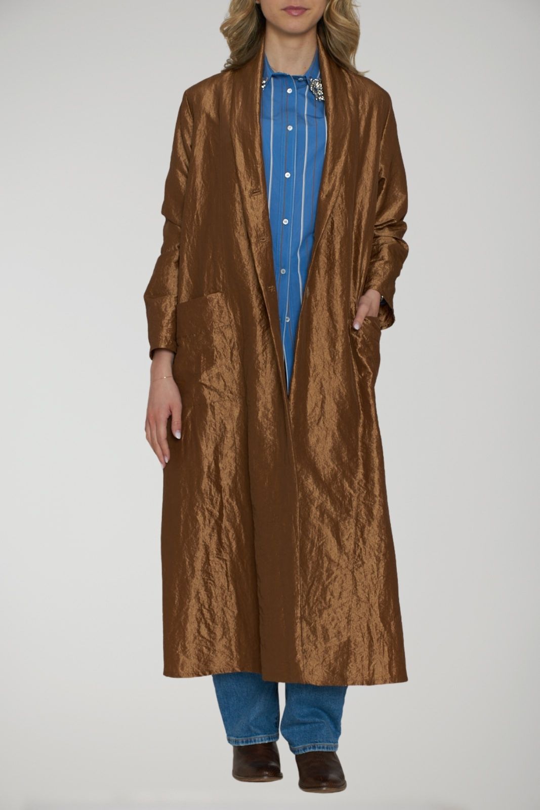 Gabardina Tadashi para mujer con cierre de botones