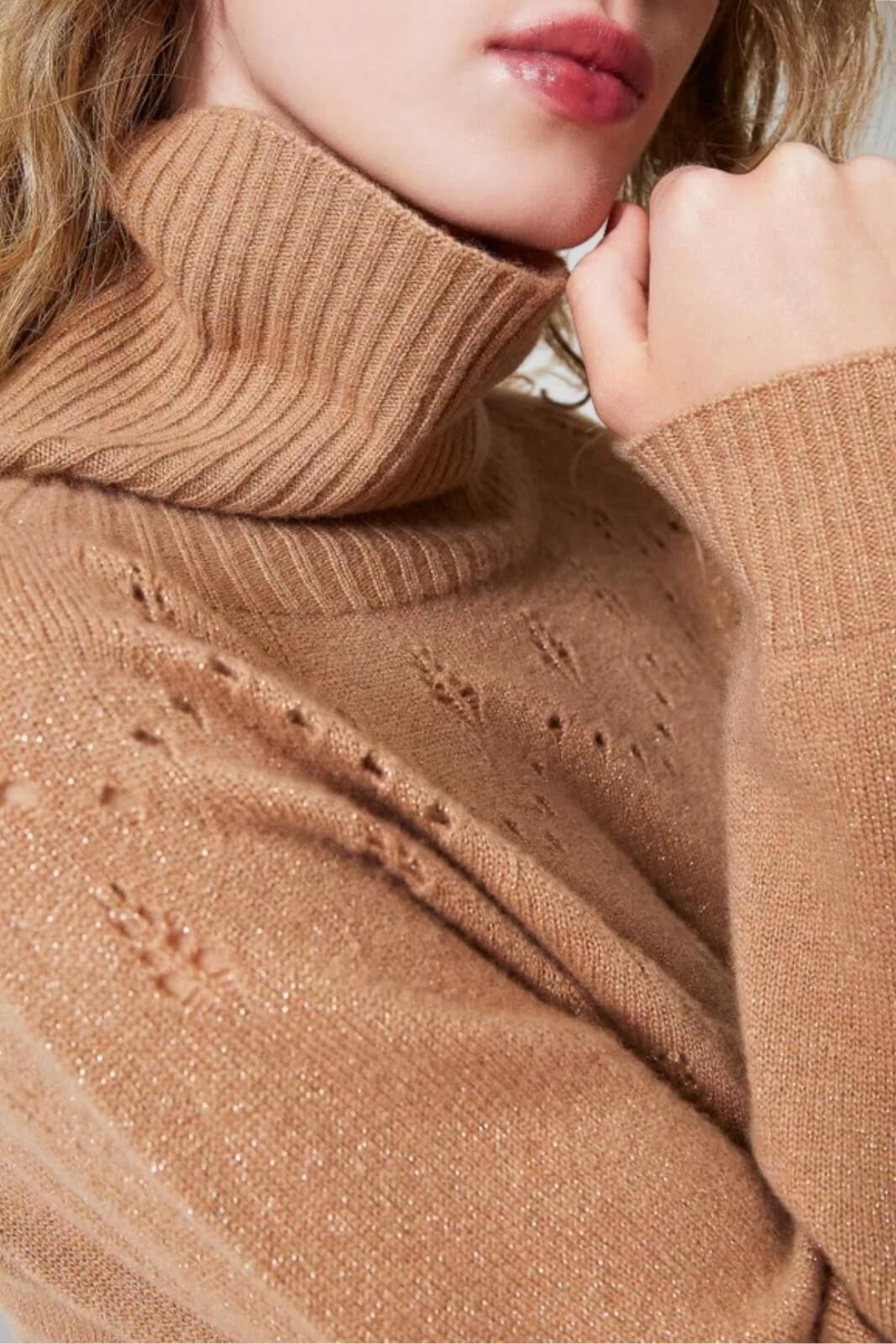 Dolcevita da donna Twinset traforato con lurex