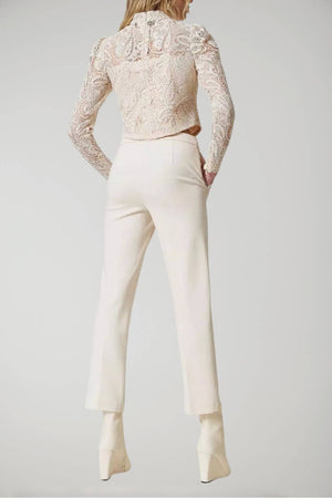 Pantalone donna Twinset Milano color burro, dettaglio logo Oval T Retro