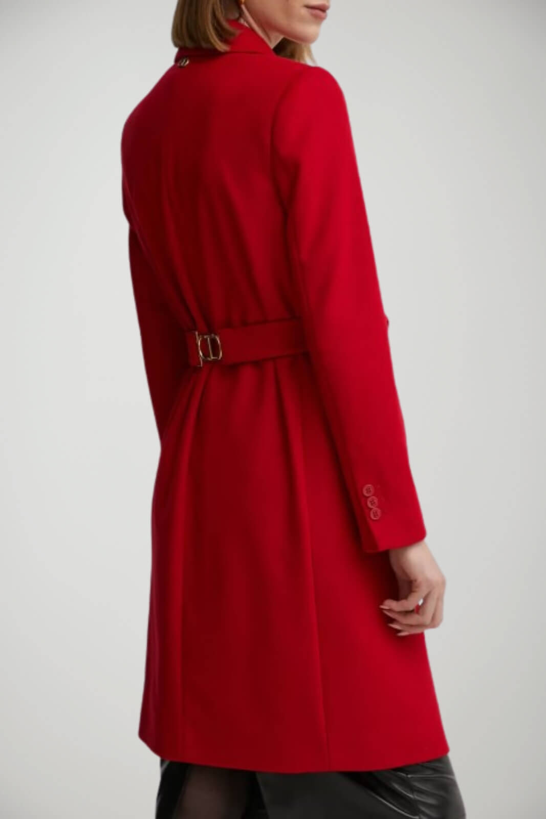 Cappotto Twinset in panno monopetto con cintura retro