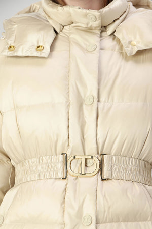 Piumino da donna Twinset con cappuccio e cintura dettaglio