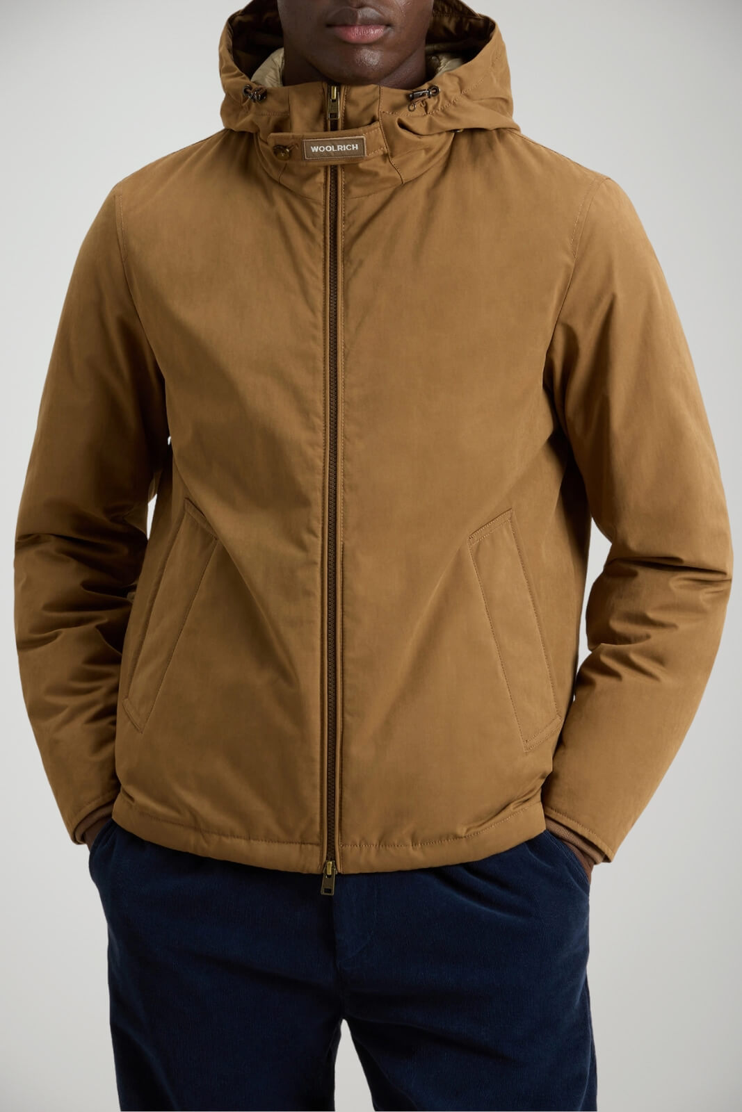 Giubbino da uomo Woolrich con cappuccio in tessuto pacific mountain