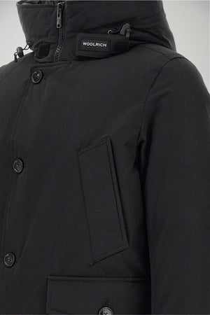 Parka da uomo Woolrich in tessuto cordura con cappuccio