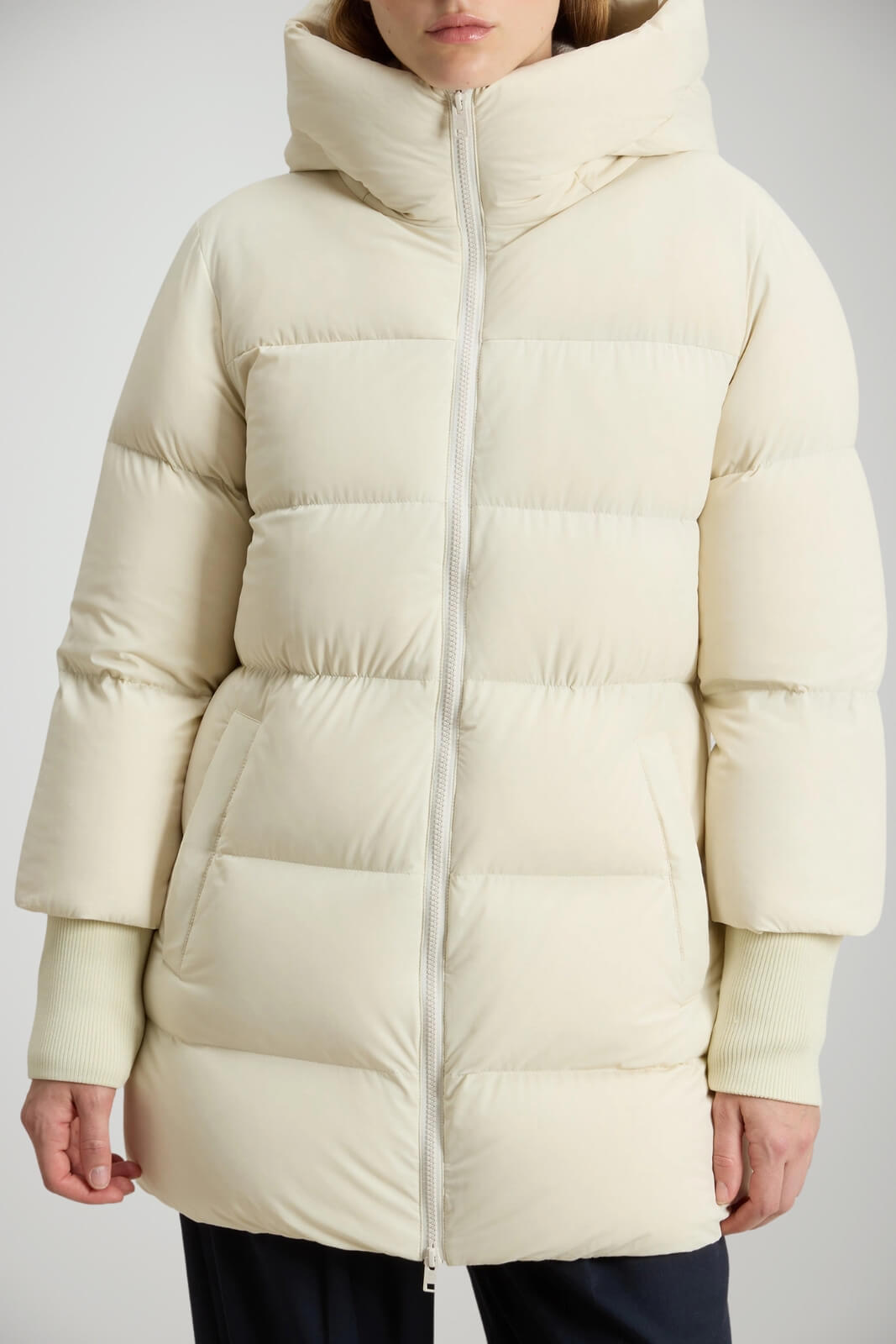 Piumino da donna Woolrich trapuntato con cappuccio 