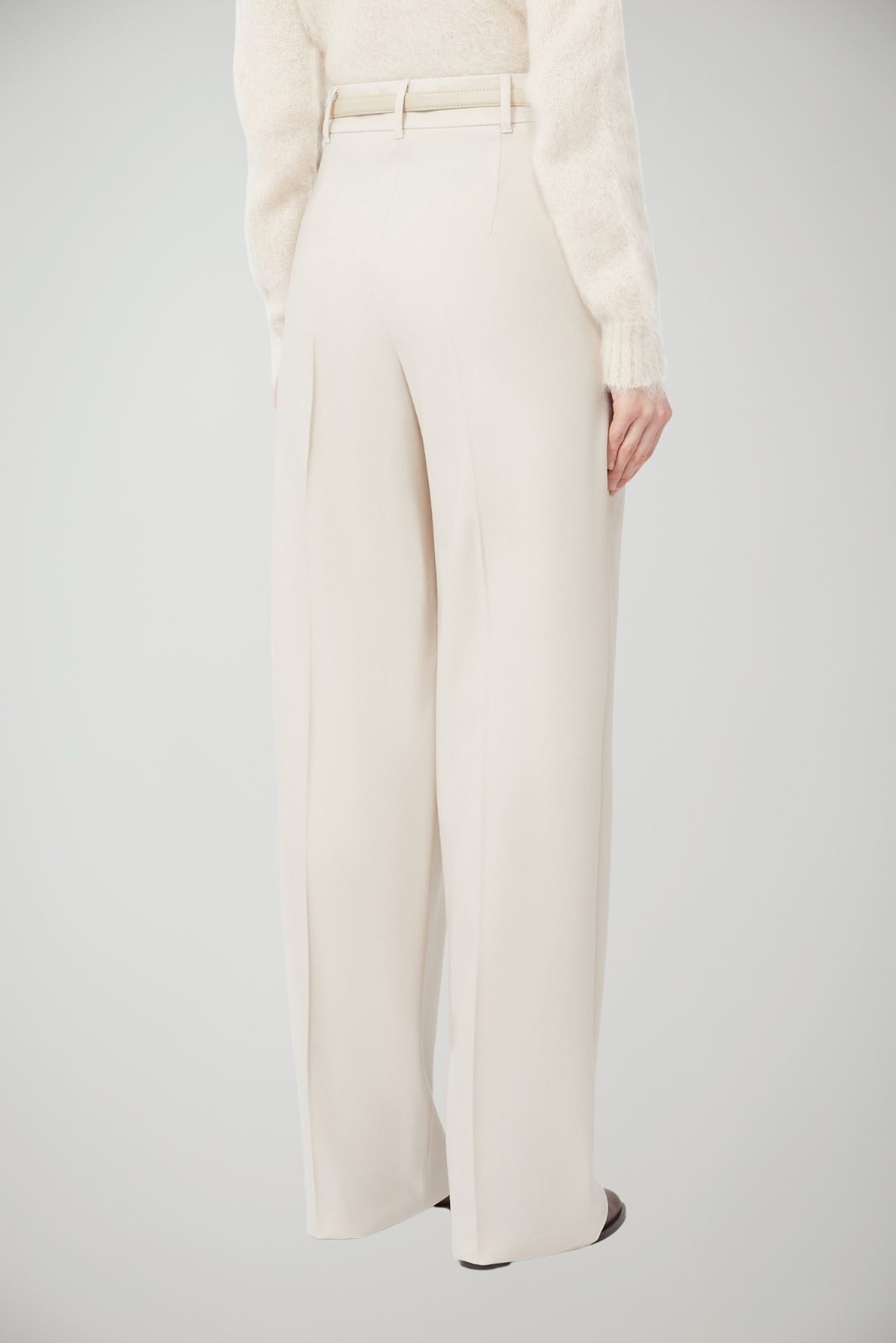 Pantalones de mujer Max Mara Studio ENTRADA